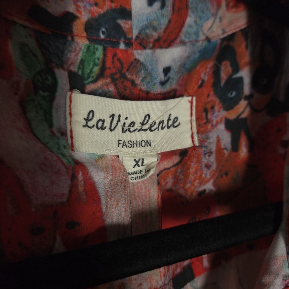 LaVieLente XL Sleeveless Dog Print Blouse Colorful Art Button Front Teacher - Picture 5 of 12